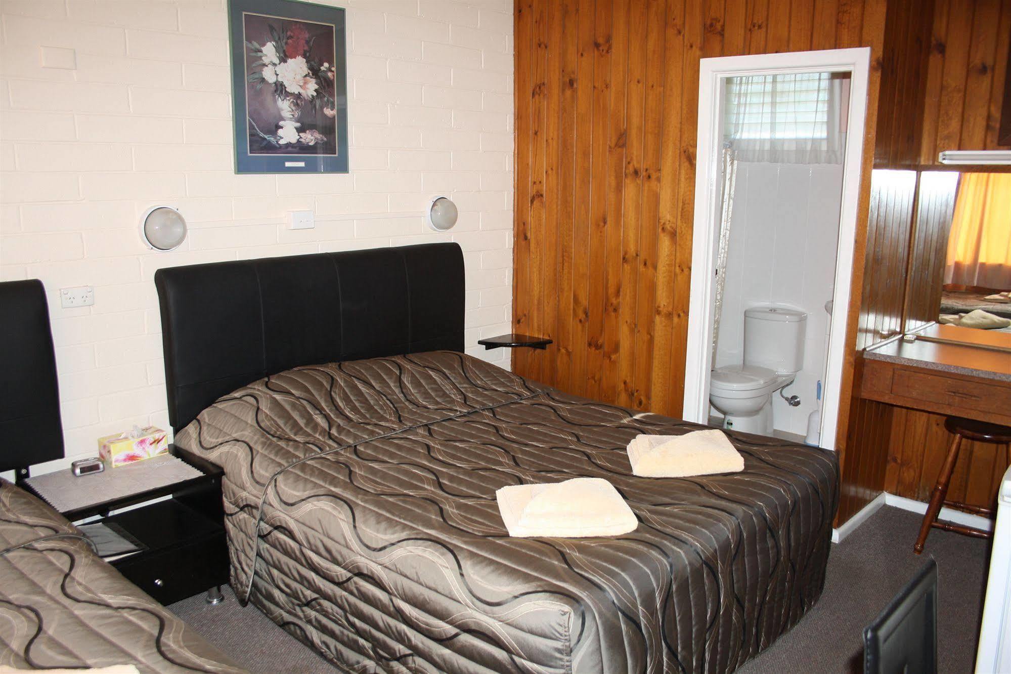 Nhill Oasis Motel Eksteriør billede